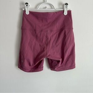 Lululemon Wunder Train 6" Shorts